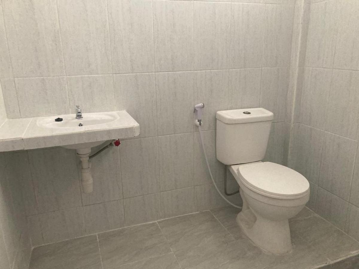 Hotel Surya Citra Jogja A Mitra Reddoorz Yogyakarta Exteriör bild